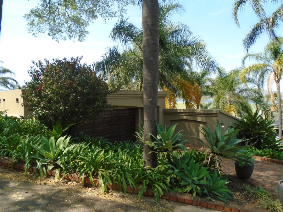 3 Bedroom Property for Sale in Kosmos North West